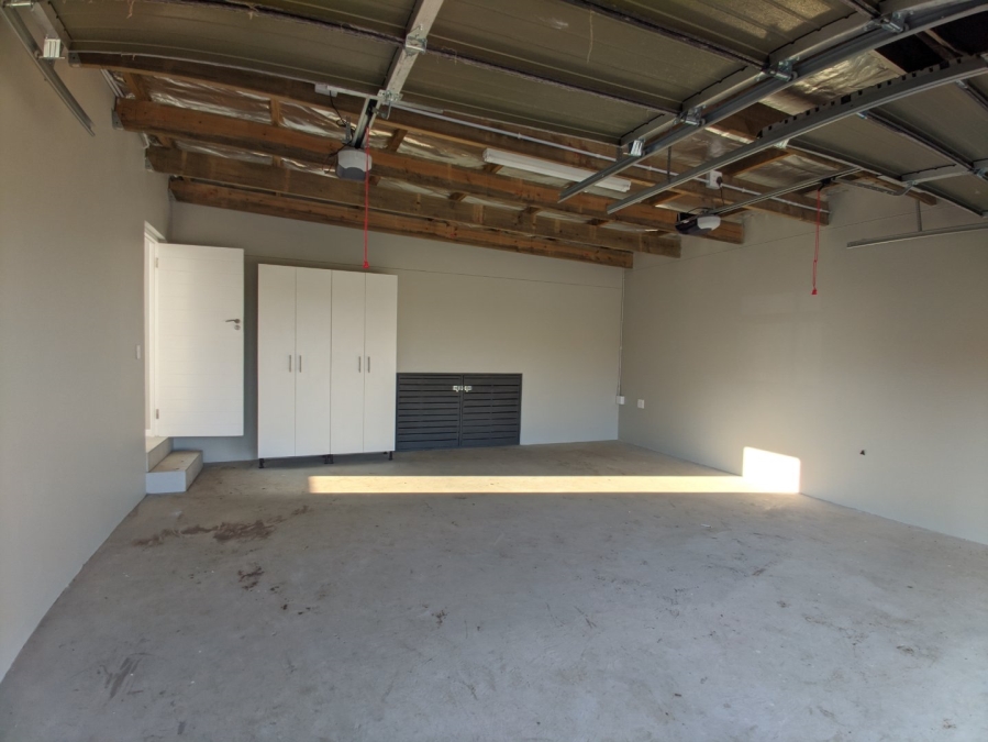 4 Bedroom Property for Sale in Kidds Beach Eastern Cape